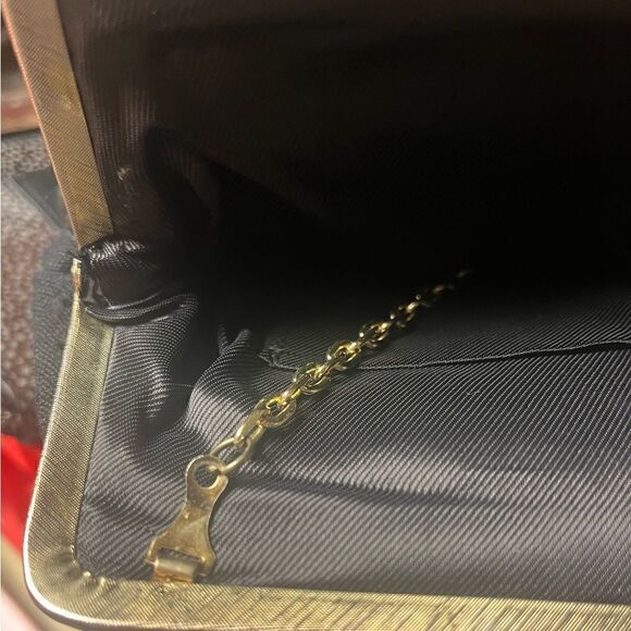 Vintage Walborg floral tapestry purse gold clasp & chain - Picture 5 of 5